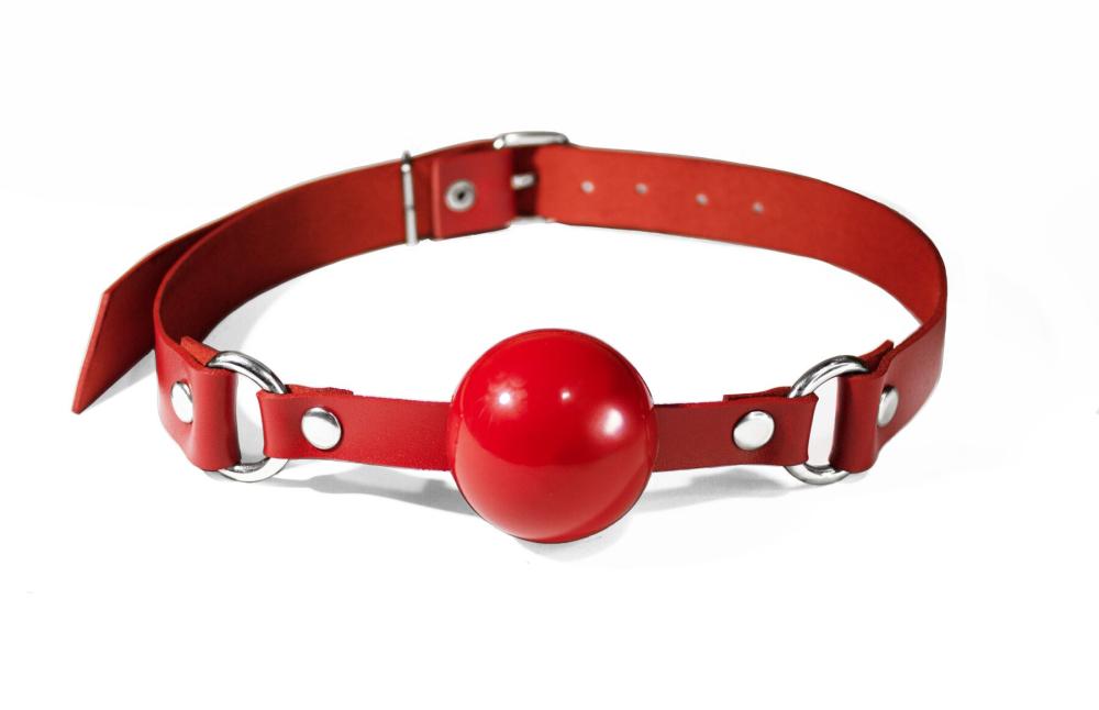 SO8267 Кляп силіконовий Feral Feelings Silicon Ball Gag Red/Red, червоний ремінець, червона кулька