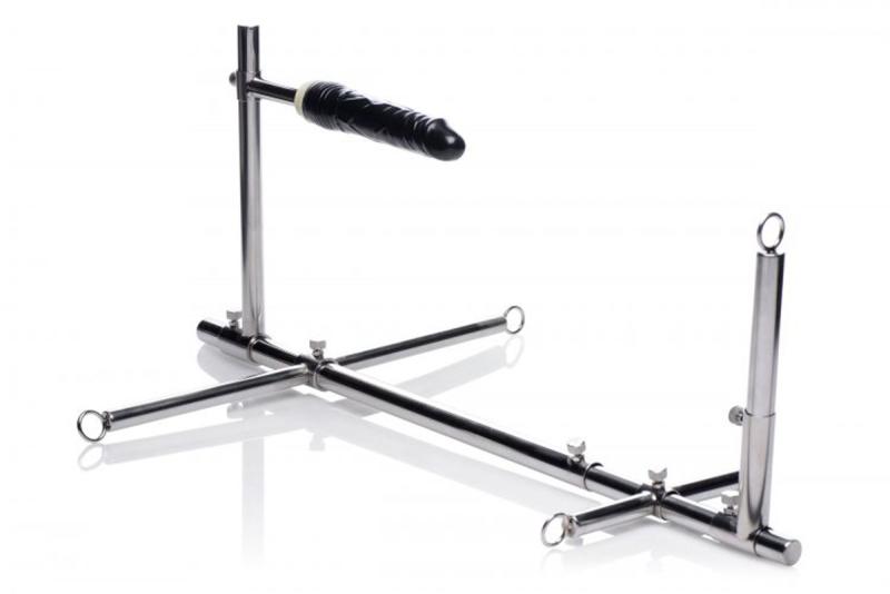 SO4422 Конструкція для фіксації з фалоімітатором Imprisoned Metal Stockade with Dildo