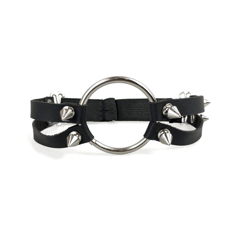 SO6700 Чокер із металевим кільцем та шипами з натуральної шкіри Art of Sex - Ruby, колір Чорний