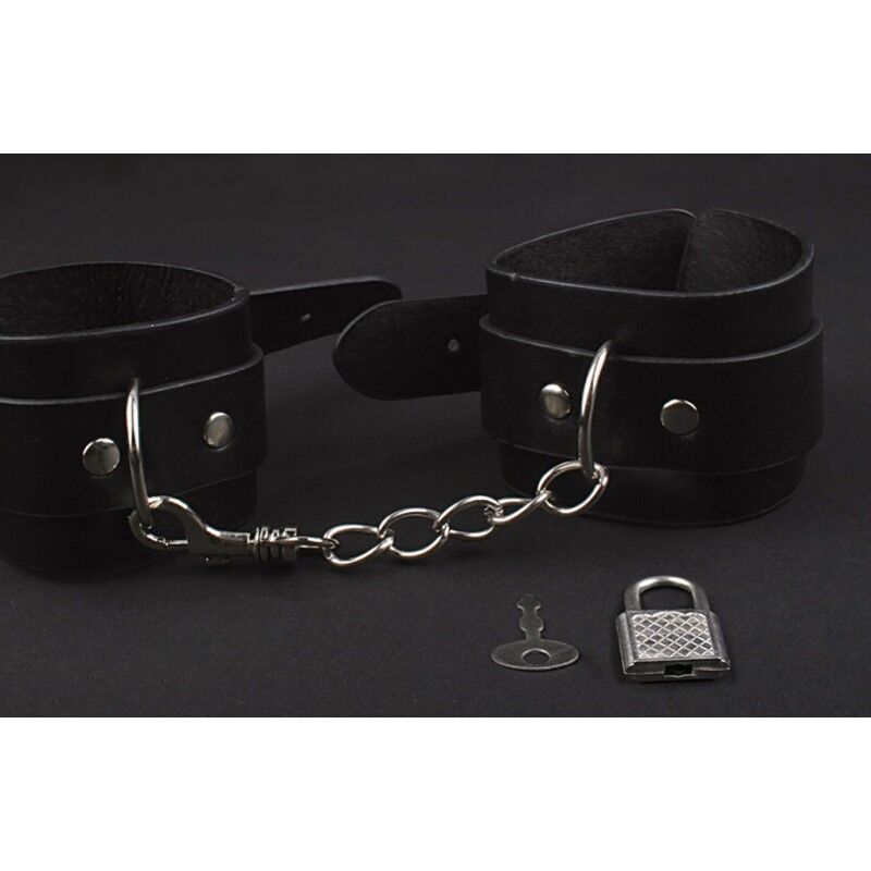 SO6580 Набір MAI BDSM STARTER KIT Nº 75 Black: батіг, кляп, наручники, маска, нашийник, мотузка, затискачі