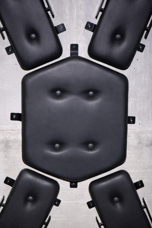 SO8802 Андреевский крест Master Series St. Andrew's Cross, крепится на стену